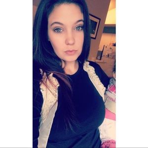 Meet your Posher, Brittney